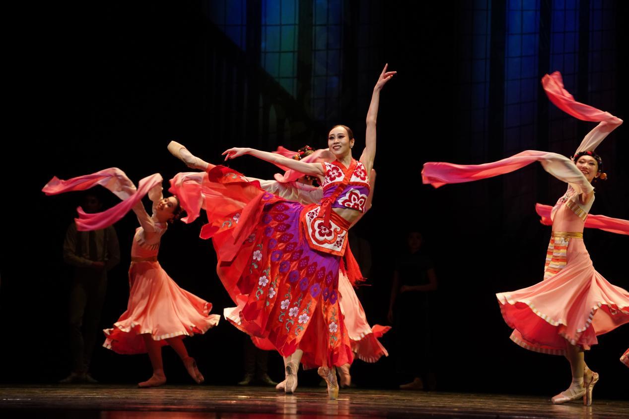芭蕾舞剧《归来红菱艳》亮相全国舞蹈展演 用足尖谱写抗战史诗